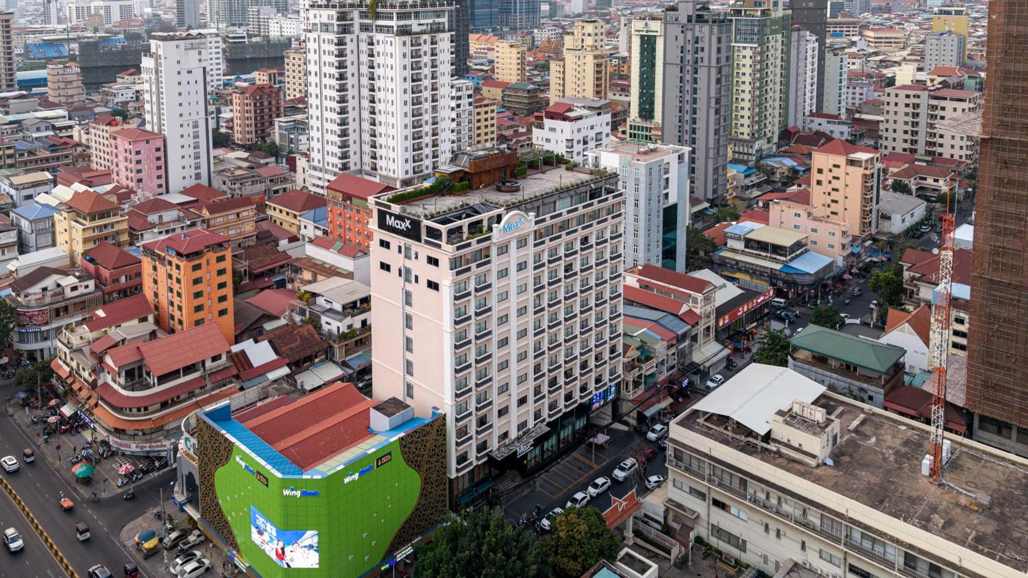 Maxx Phnom Penh Downtown By H World Hotel Exterior foto