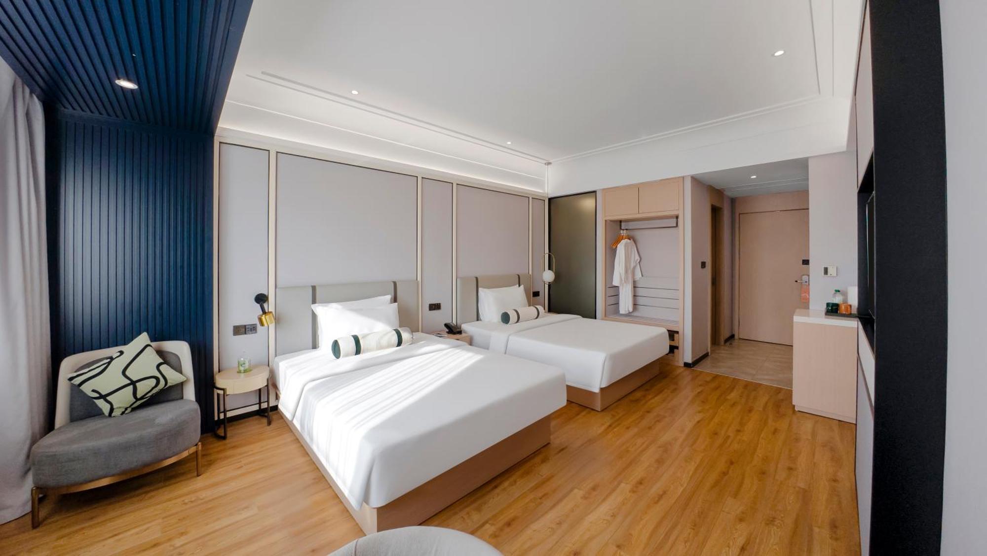 Maxx Phnom Penh Downtown By H World Hotel Exterior foto